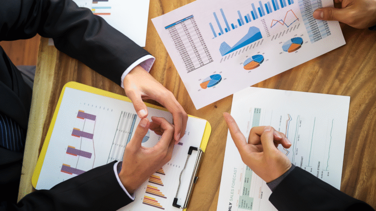 Financial Planning Tips for Young Professionals: Essential Strategies for Long-Term Success
